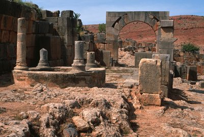 Baptistery and arch by Roman